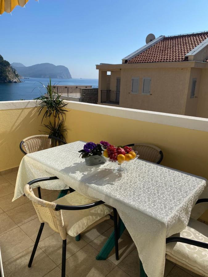 Miomir Perazic Apartments Petrovac المظهر الخارجي الصورة