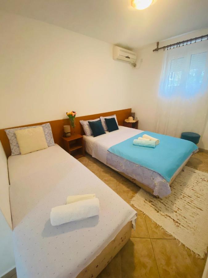 Miomir Perazic Apartments Petrovac المظهر الخارجي الصورة